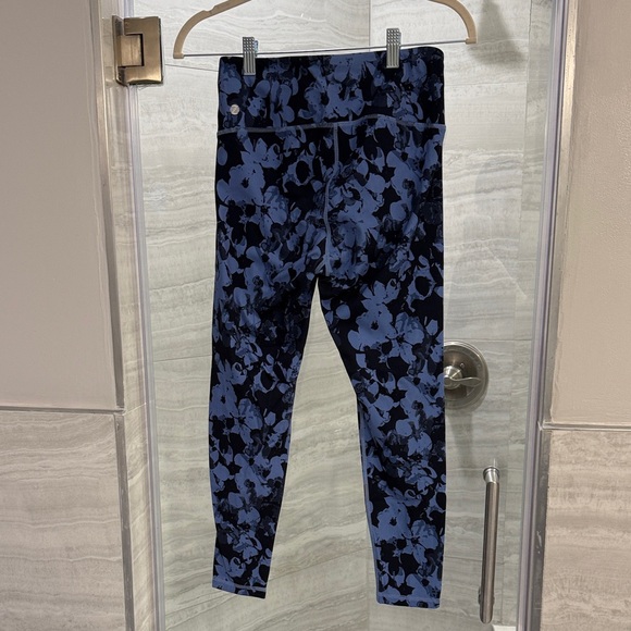 Floral Workout Pants - Picture 3 of 3